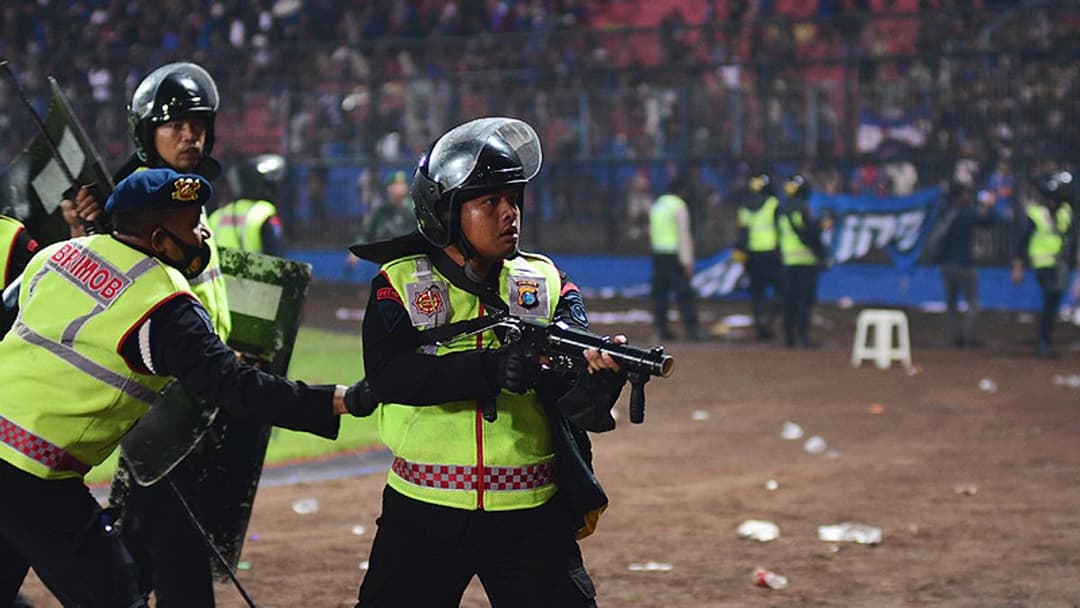 Tragedi Stadion Kanjuruhan